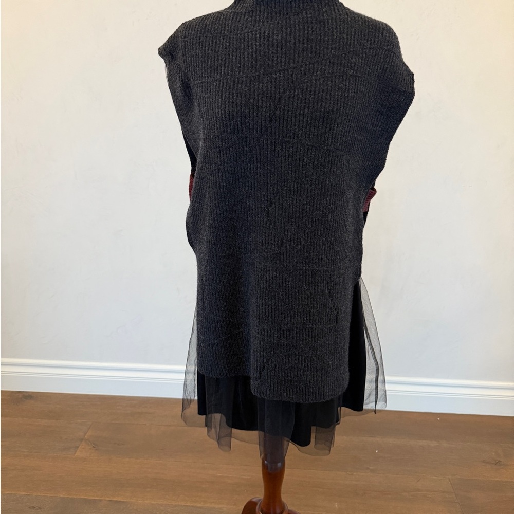 Black Knit Sleeveless Sweater with Tulle Hem